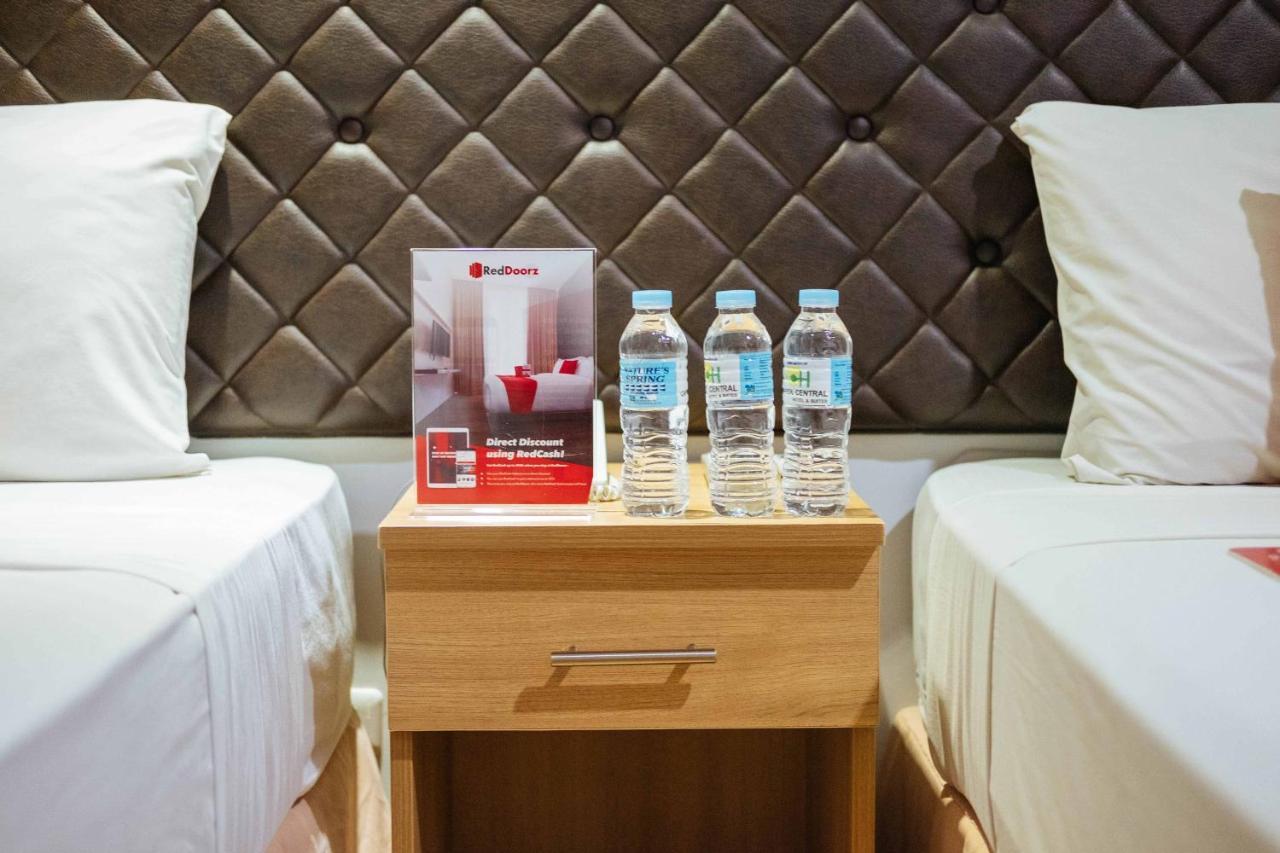 Reddoorz Plus Near Cebu Capitol المظهر الخارجي الصورة